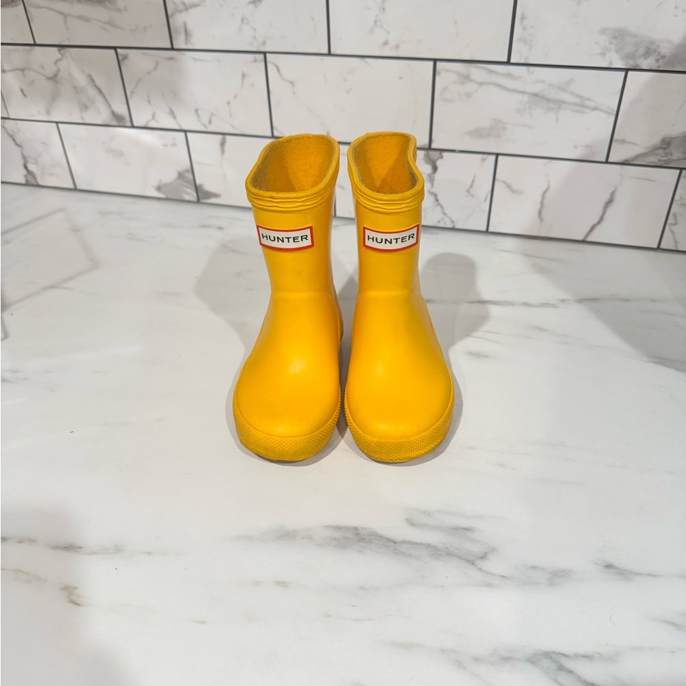 Hunter Yellow Kids Baby & Walker Shoes